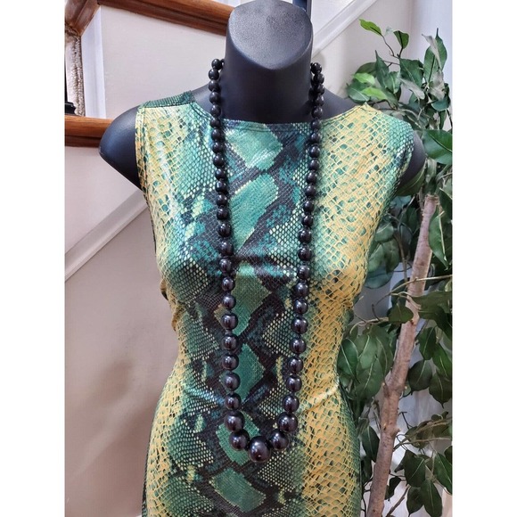 Goodtime USA Women's Green Polyester Round Neck Sleeveless Knee Length Dress S - Picture 2 of 10